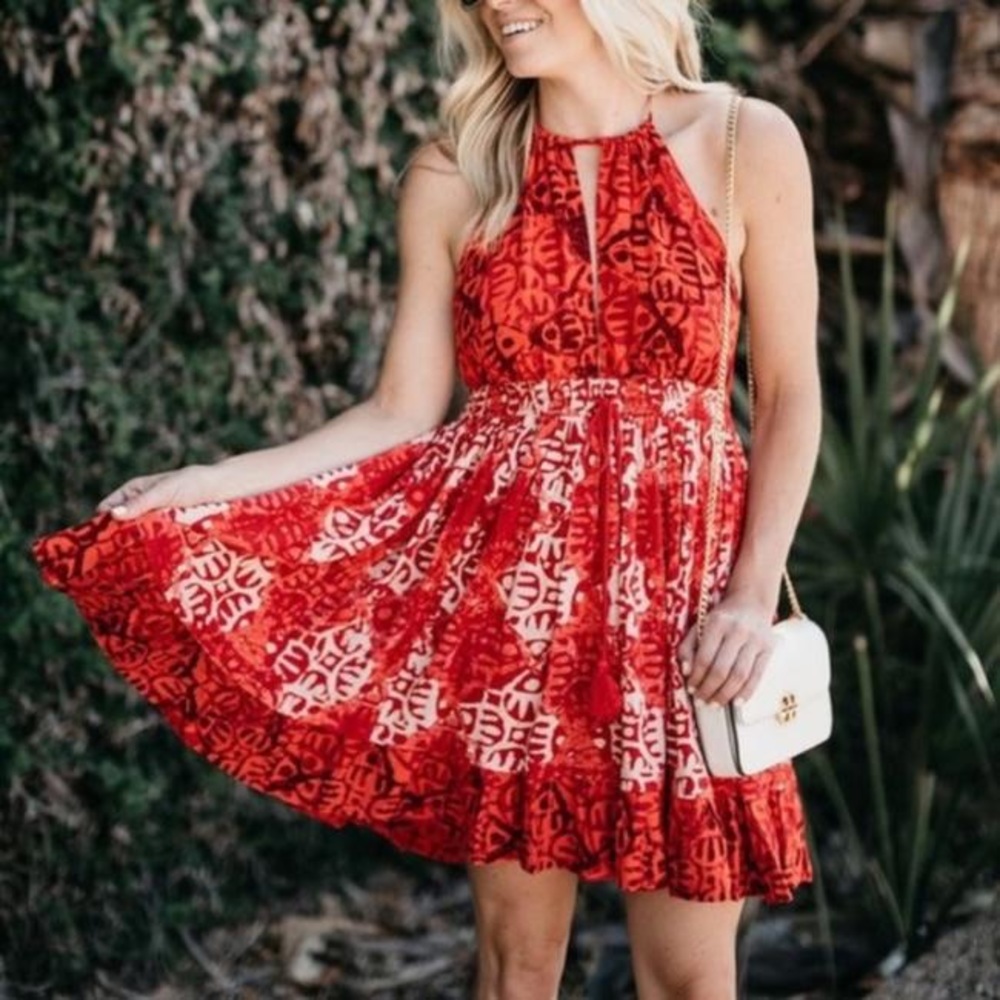 Red Beach Day Halter Short Casual Dress
